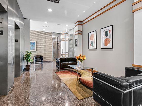 5th image of 601 E 32nd St APT 403