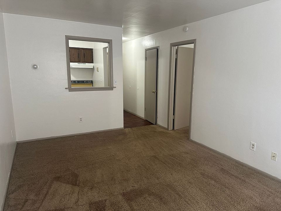 1st image of 126 Lemans Dr #2