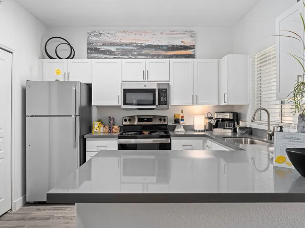 Broadstone Tempe Station