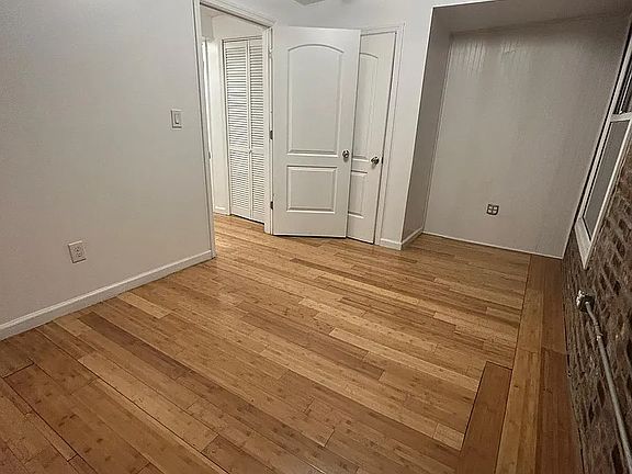 5th image of 164 University Ave #6D