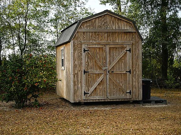 5th image of 171 Gardner Rd