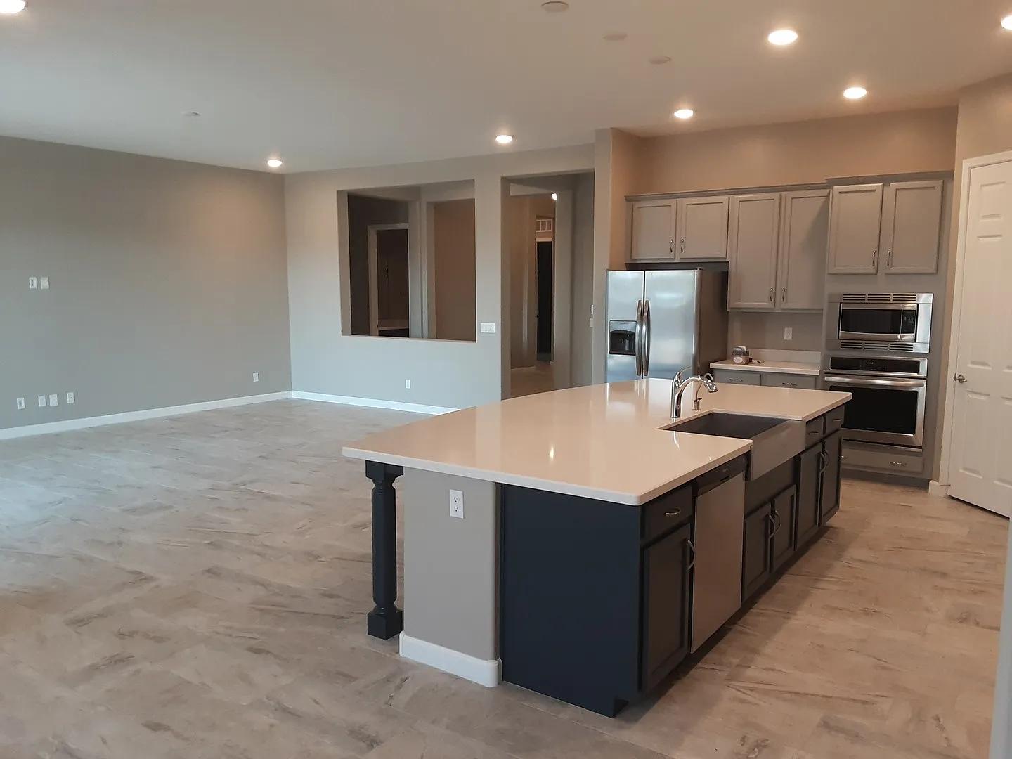 5Bdrm/ 3.5 bath in Saguaro Bloom, near Twin Peaks & Silverbell — Photo 3