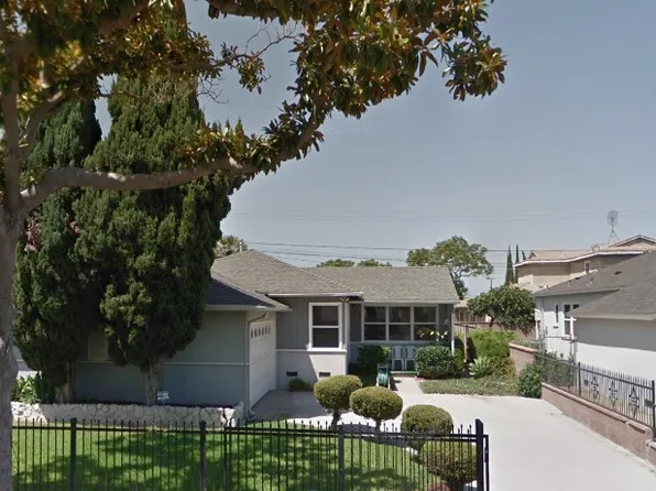 11619 Wilkie Ave, Hawthorne, CA 90250