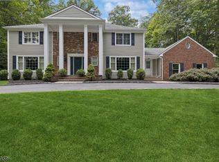 22 Colonel Evans Dr, Morristown, NJ 07960