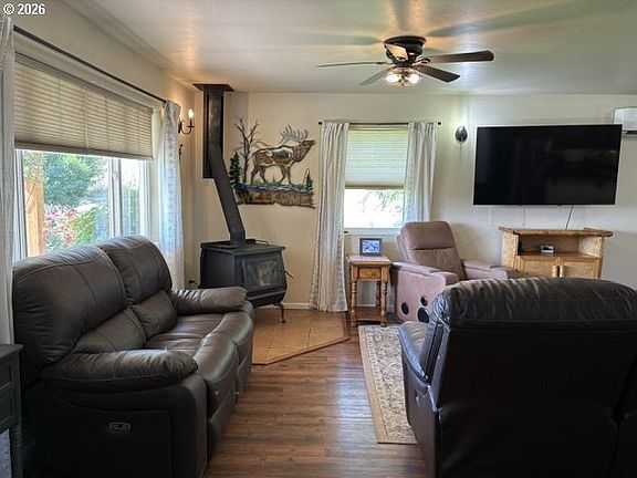 4th image of 29584 Franks Creek Rd
