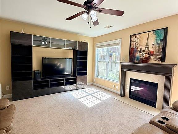 3rd image of 2366 Harshaw Ave