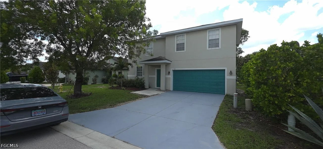 4 bed, 3.0 bath, 1737 sqft, $2,100 — Photo 2