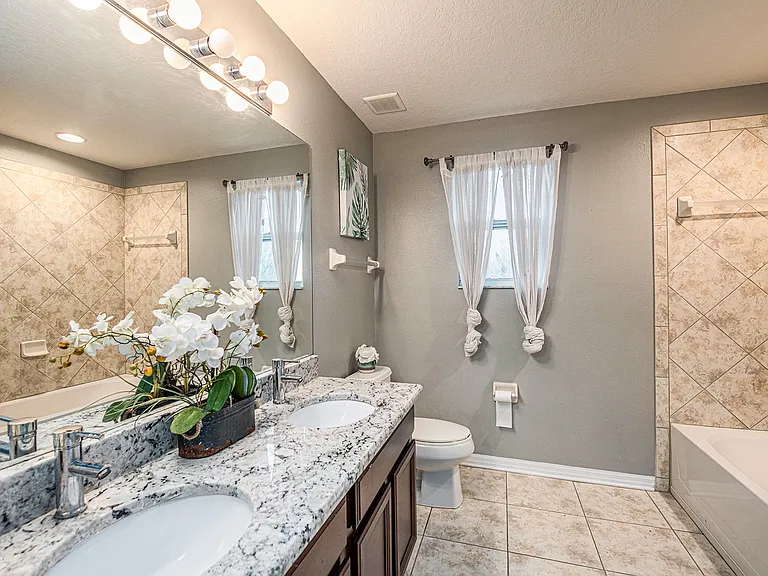 706 York Dale Dr — Photo 19
