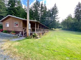 37 N Camano Ridge Rd, Camano Island, WA 98282