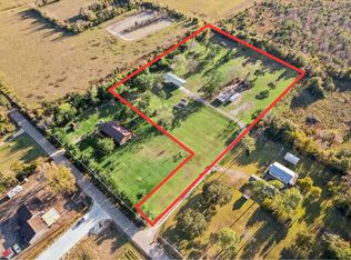 5930 County Road 164, Alvin, TX 77511