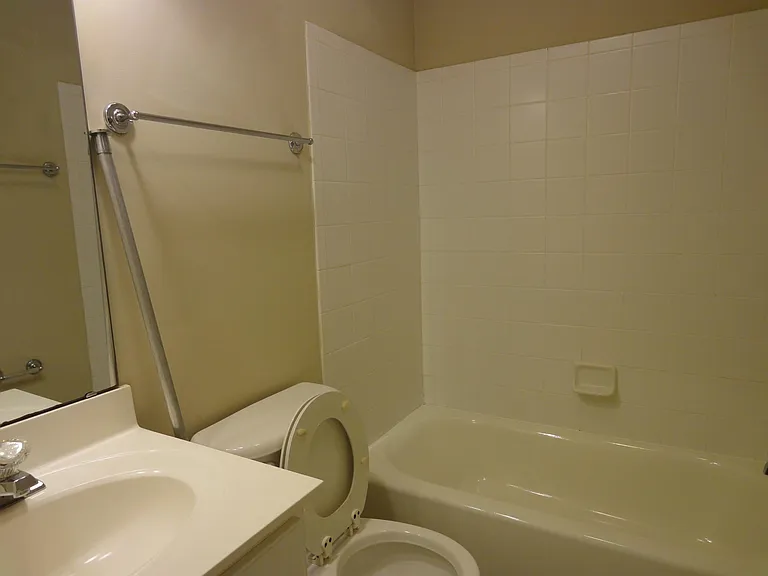 104 Java Ct — Photo 31