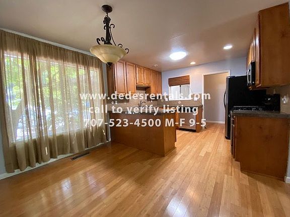 5th image of 407 Parkview Dr