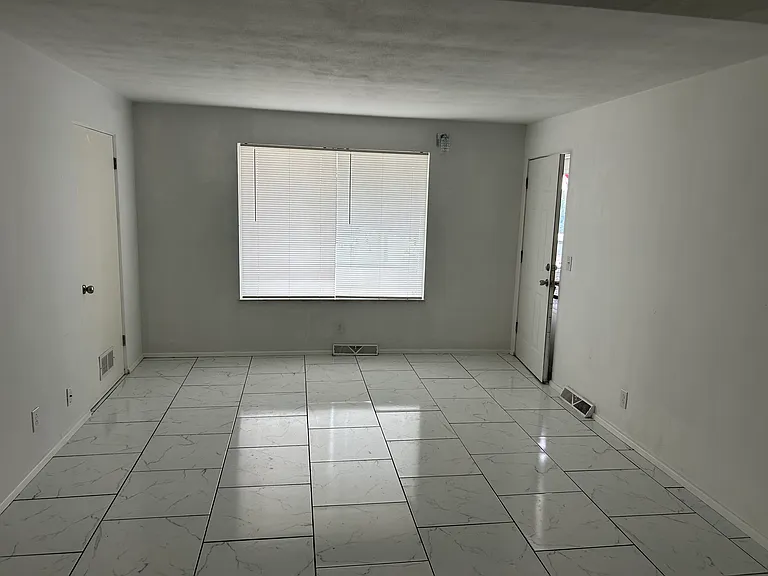 217 Anderson Ln #8 — Photo 30