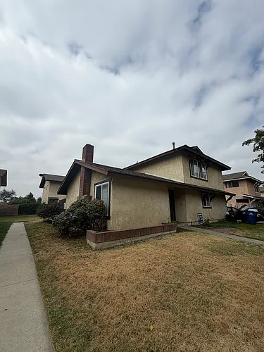 1602 E Fairfield Ct #4 Photo 1