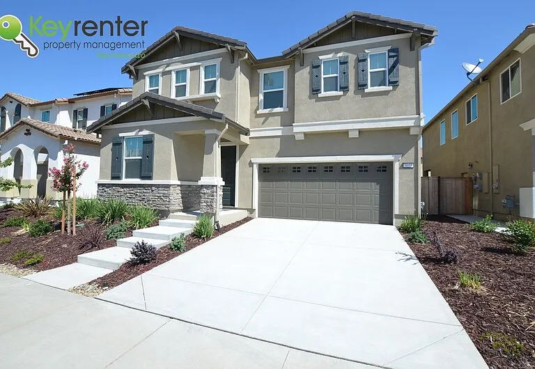 3055 Island Creek Way — Photo 2
