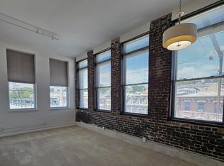 4368 Cresson St APT 302, Manayunk, PA 19127