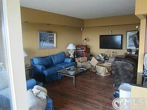1st image of 3030 McKinney Ave APT 1805