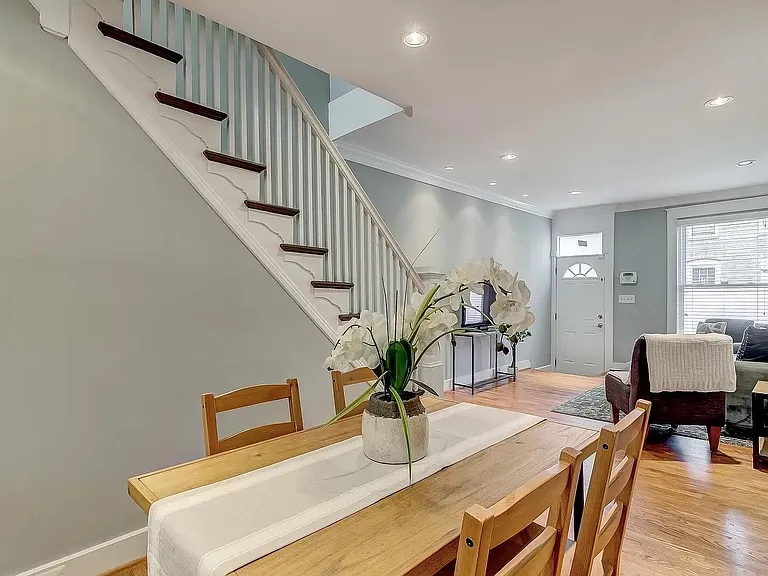 23 N Curley St — Photo 5