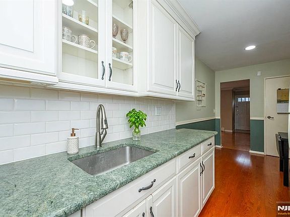 3rd image of 68 Regency Park