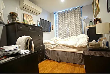 Rented by Doorway NYC, LLC
