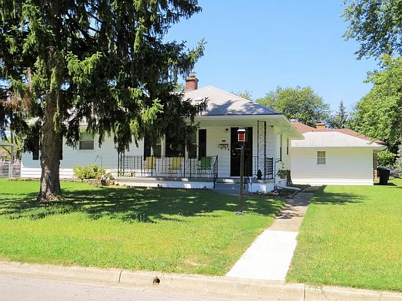 2nd image of 951 S Richardson Ave