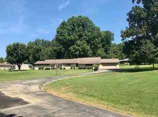 105 Green Acres, Washington, IN 47501