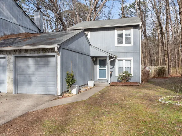 7 Mosely Cir, Chesapeake, VA 23320