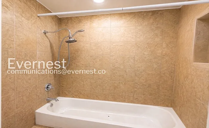 6913 Martha Ave #B — Photo 7