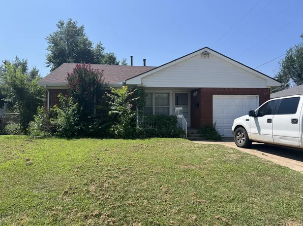 38 E 13th St, Edmond, OK 73034