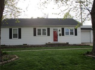 513 S 14th St, Mattoon, IL 61938