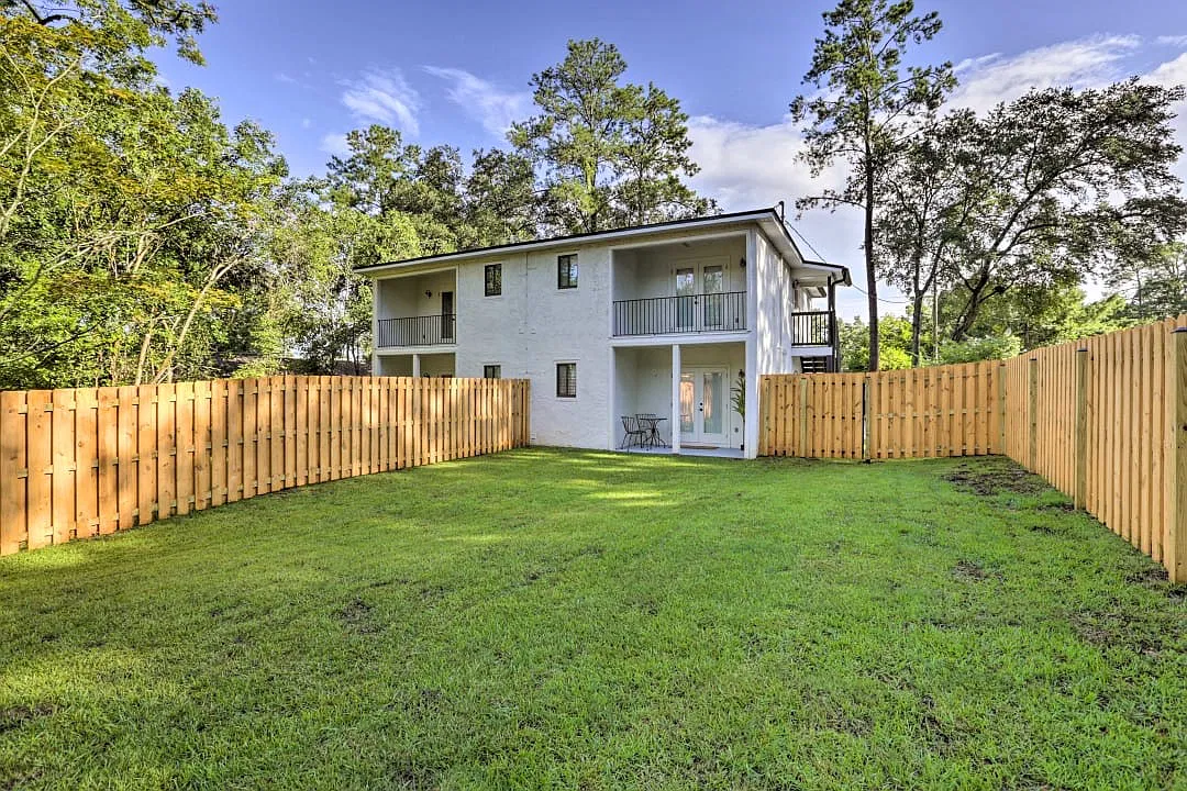 1501 C Valley Road - 1 — Photo 2