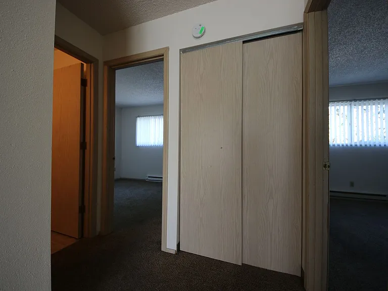 616 Molalla Ave — Photo 16