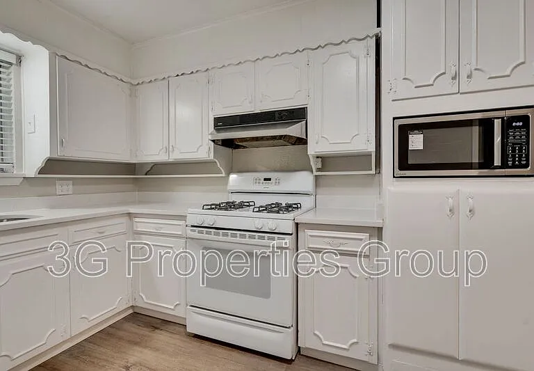 140 Joyce Dr — Photo 12