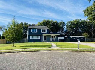 4218 Fairway Dr, Mays Landing, NJ 08330