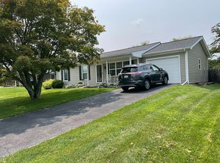 8 Campus Ave, Spring Grove, PA 17362