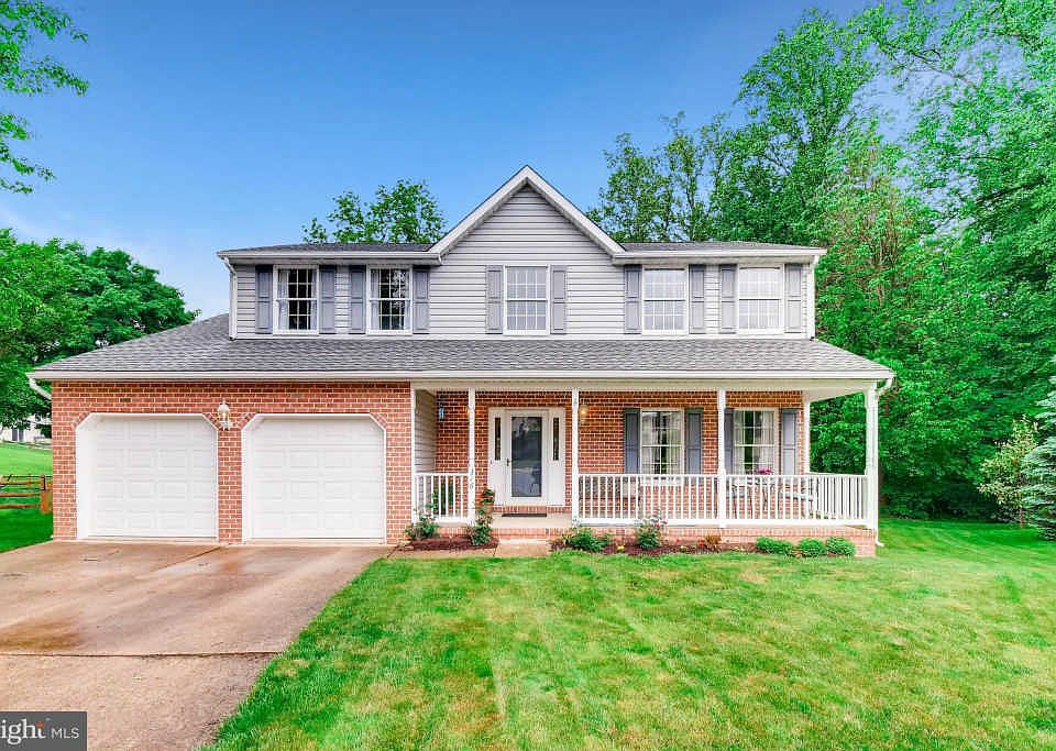 1st image of 316 Sedgefield Ct