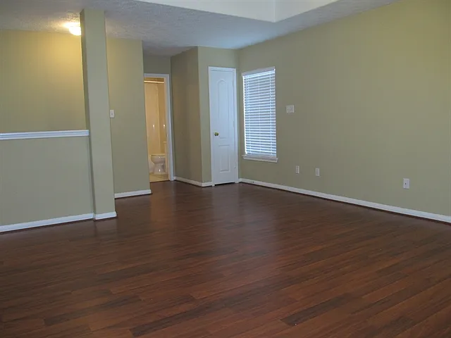 17507 Whispering Star Ct — Photo 11
