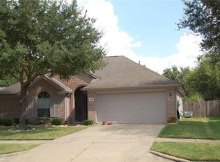 6719 Oak Run Dr, Richmond, TX 77407