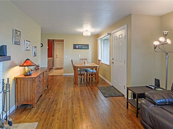 3rd image of 2003 N Cambrian Ave