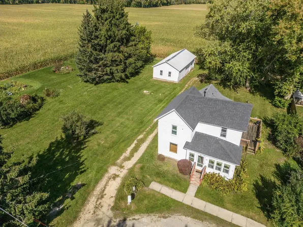 26 Sweet Briar Lane, Cambridge, WI 53523