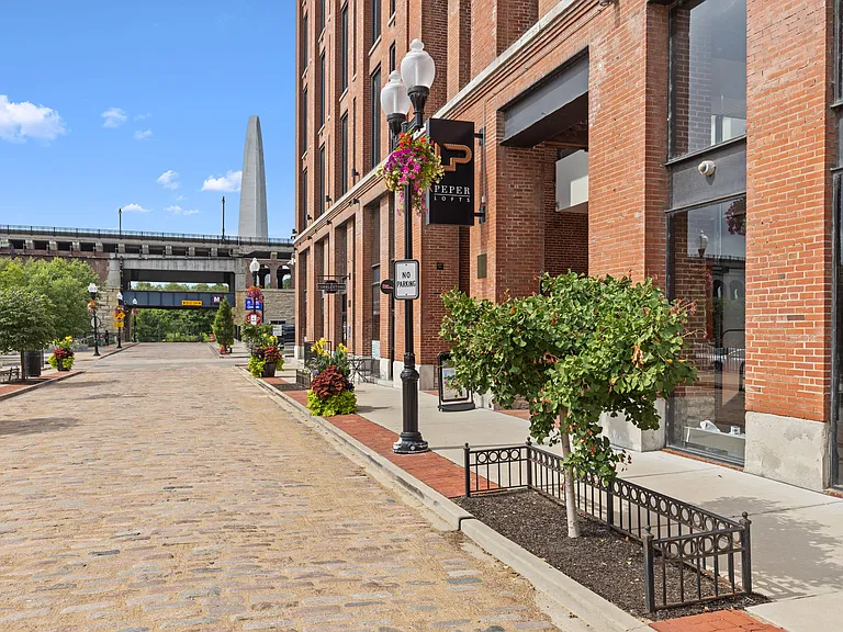 Peper Lofts — Photo 1