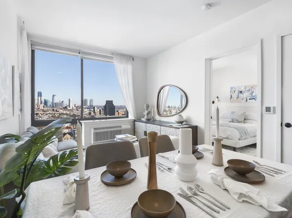 55 Jordan Avenue image 1 of 24