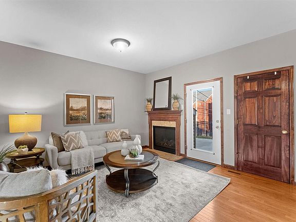 4th image of 3231 Saint Vincent Ave