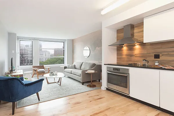 Rented by Loom Group | media 12