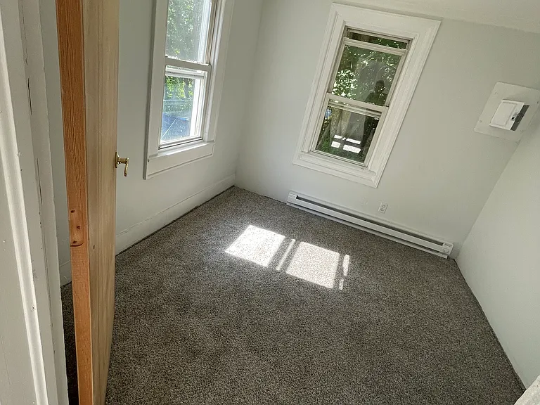 403 Riverside Dr #1 — Photo 5