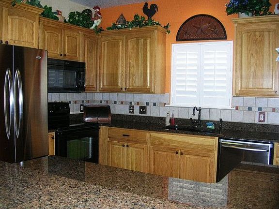 5th image of 107 Tanglewood Dr