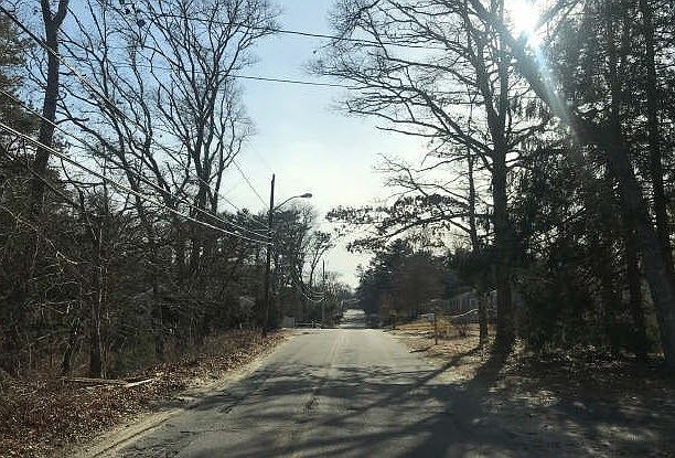 2nd image of 84 Barker Rd