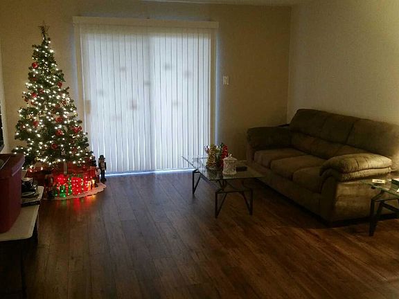 3rd image of 8435 Hearth Dr APT 21