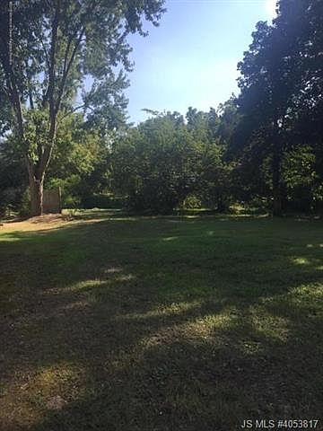 1st image of 42 Garden Ave