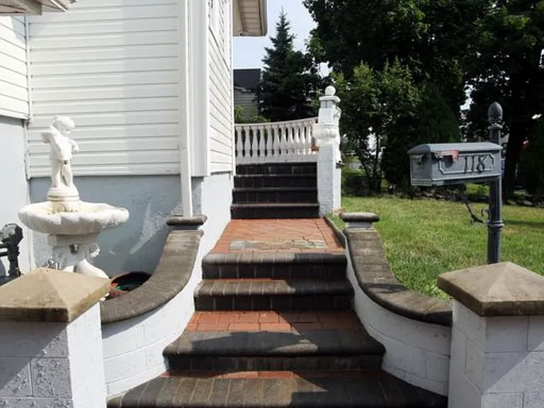 118 Swarthmore Ter — Photo 22